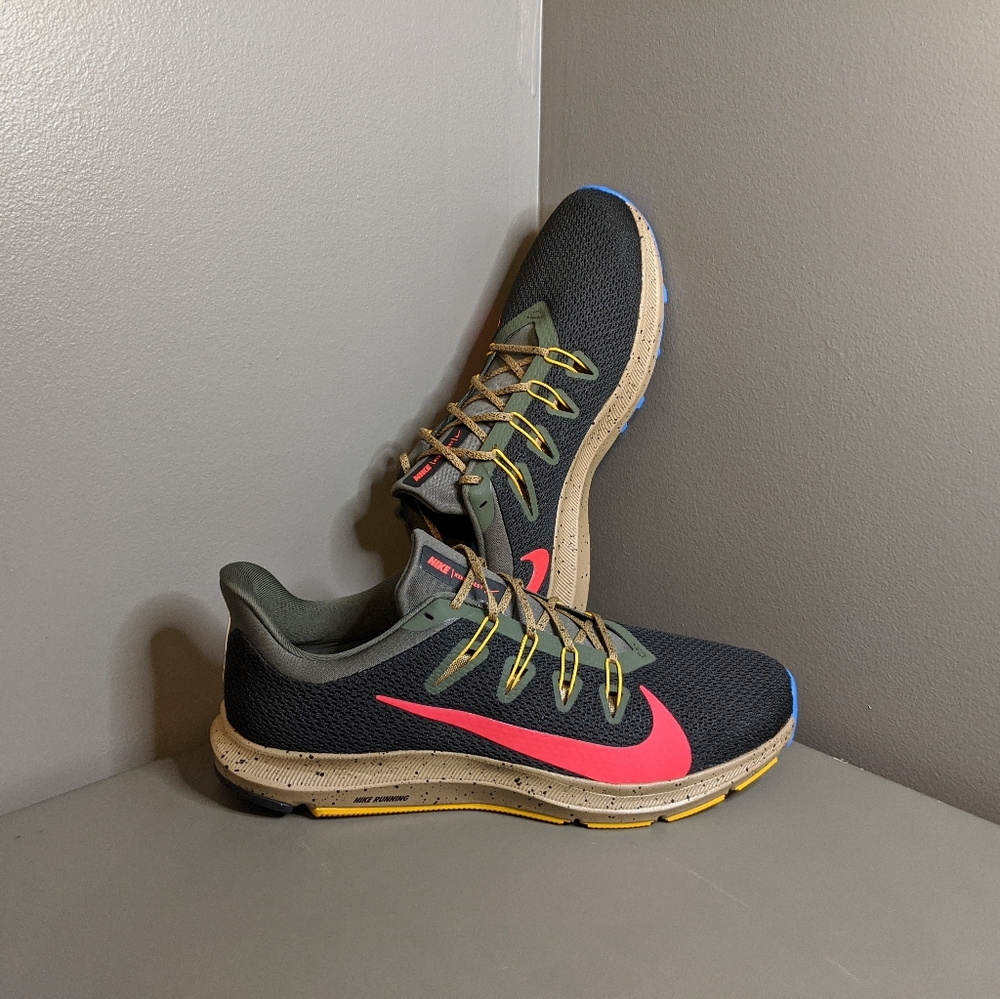 Nike Quest 2 SE